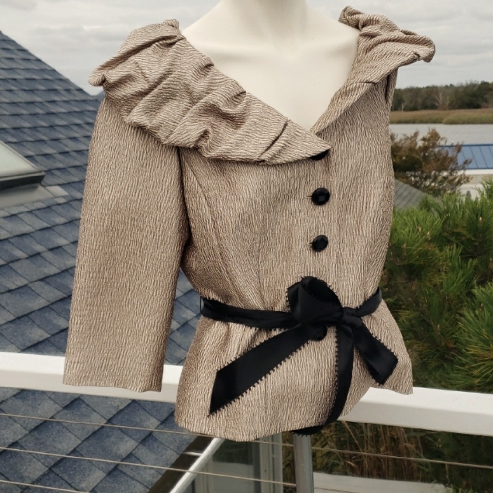 Adrianna Papell Evening Essentials gold metallic ruffle collar jacket Sz 10 - Picture 4 of 16